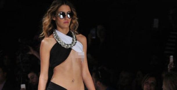 Tuğba Melis Türk'ün bikinisi açıldı