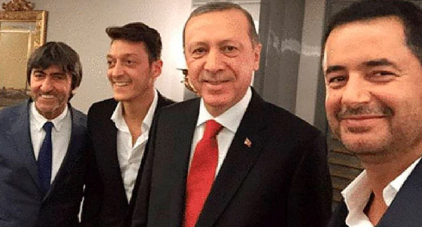 Acun Ilıcalı ve Mesut Özil'in Erdoğan ziyareti