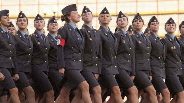 Ukrayna’da kadın asker sayısı 17 bin