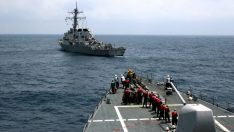 Çin ve ABD gemileri Güney Çin Denizi’nde karşı karşıya!