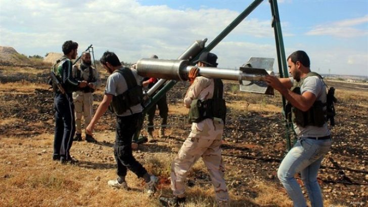 İdlib’de muhalifler ağır silahları çekmeye başladı