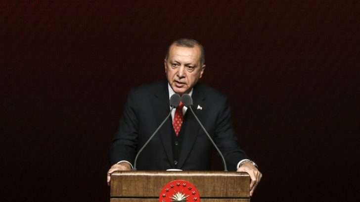 Cumhurbaşkanı Erdoğan: Türkçe ezanın savunulabilmesi, milletin değerlerine yönelik husumetin işaretidir