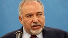 İsrail Savunma Bakanı Lieberman istifa etti!