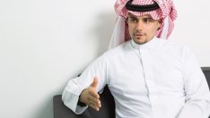 “Yolsuzluk soruşturmasını” eleştirdiği için gözaltında bulunan Suudi prens serbest bırakıldı