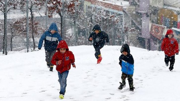 İstanbul’da okullara kar tatili açıklaması! Tatil okullar listesi!
