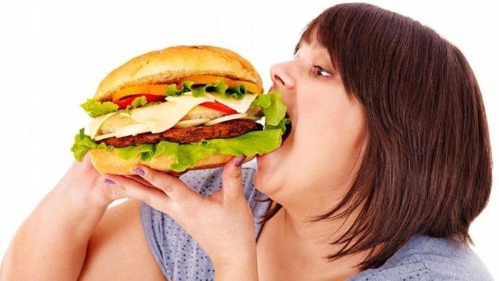 Obeziteye karşı önlem için kalorisi yüksek gıdaya ek vergi önerisi