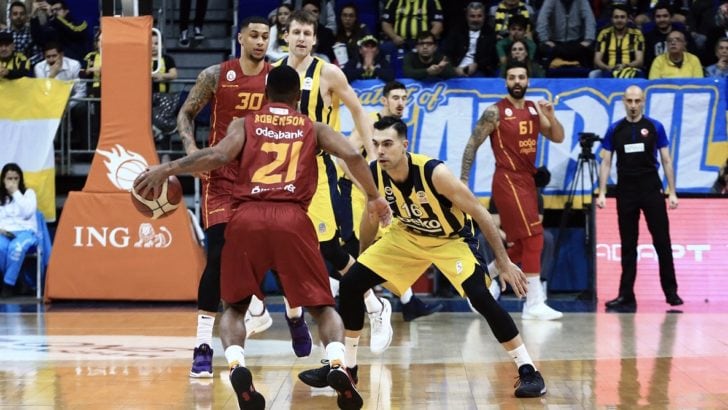 Galatasaray bu kez Basketbol’da Fenerbahçe’yi yendi