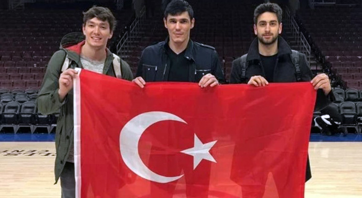 NBA'deki Türk basketçilerden FETÖ'ye karşı onurlu duruş