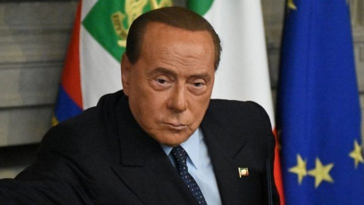 Berlusconi’nin koronavirüs testi pozitif çıktı