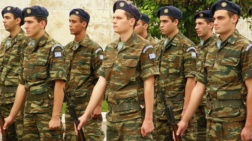 Yunanistan'da korku hakim: Zorunlu askerlik 12 ay oluyor