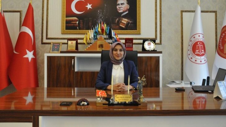 Türkiye’nin İlk Başörtülü Başsavcısı görevine başladı